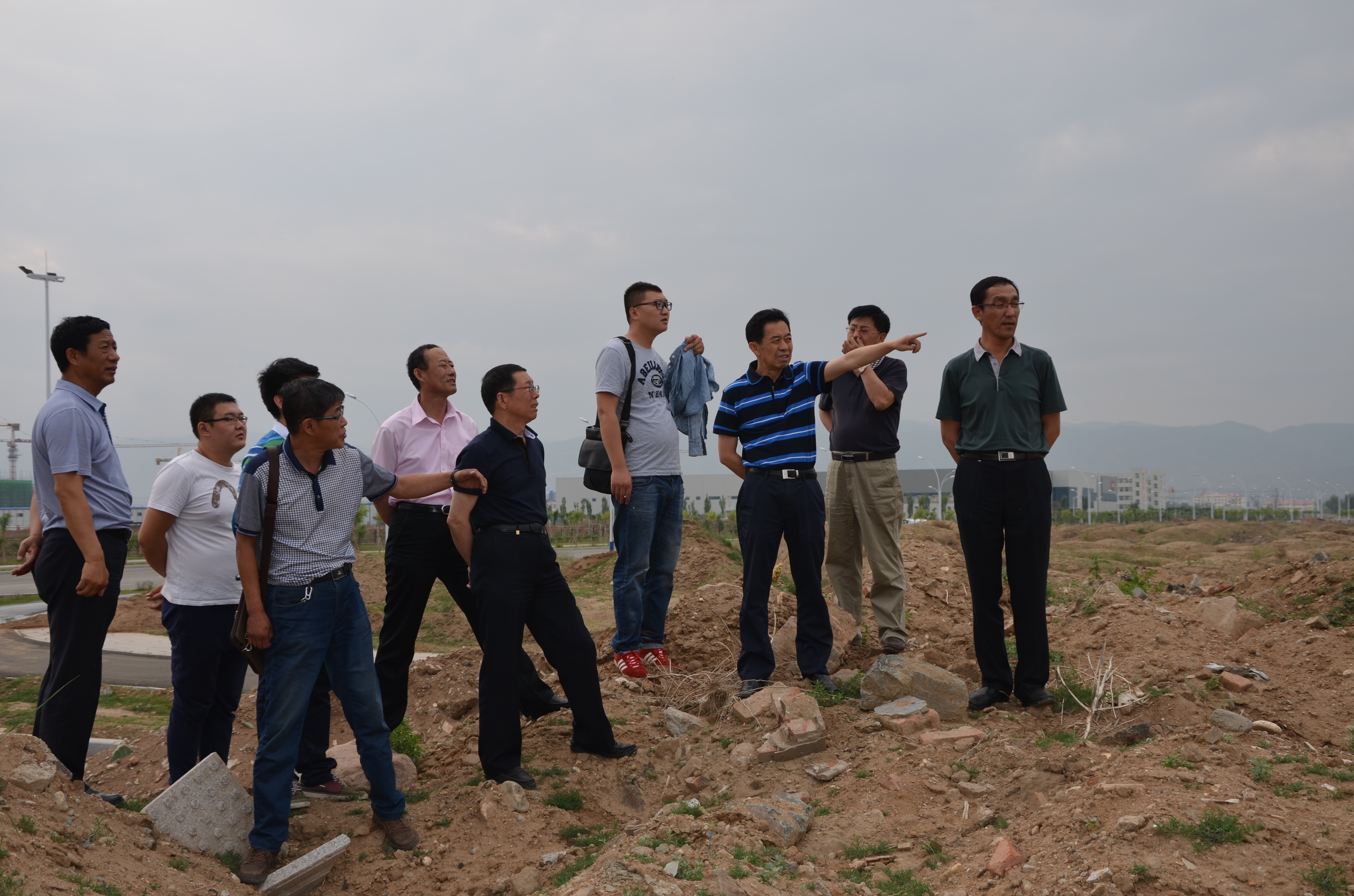 研究如何打通“斷頭路?！?jpg
